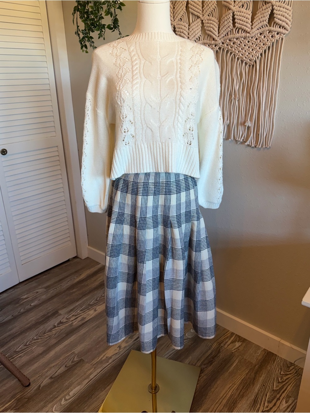 Vintage Pendleton 100% Wool Plaid Midi Skirt - Cream & Blue
